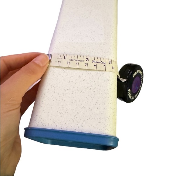 Vintage Tupperware Velveeta Cheese Keeper – White with Blue Lid (1960s) - Picture 7 of 7